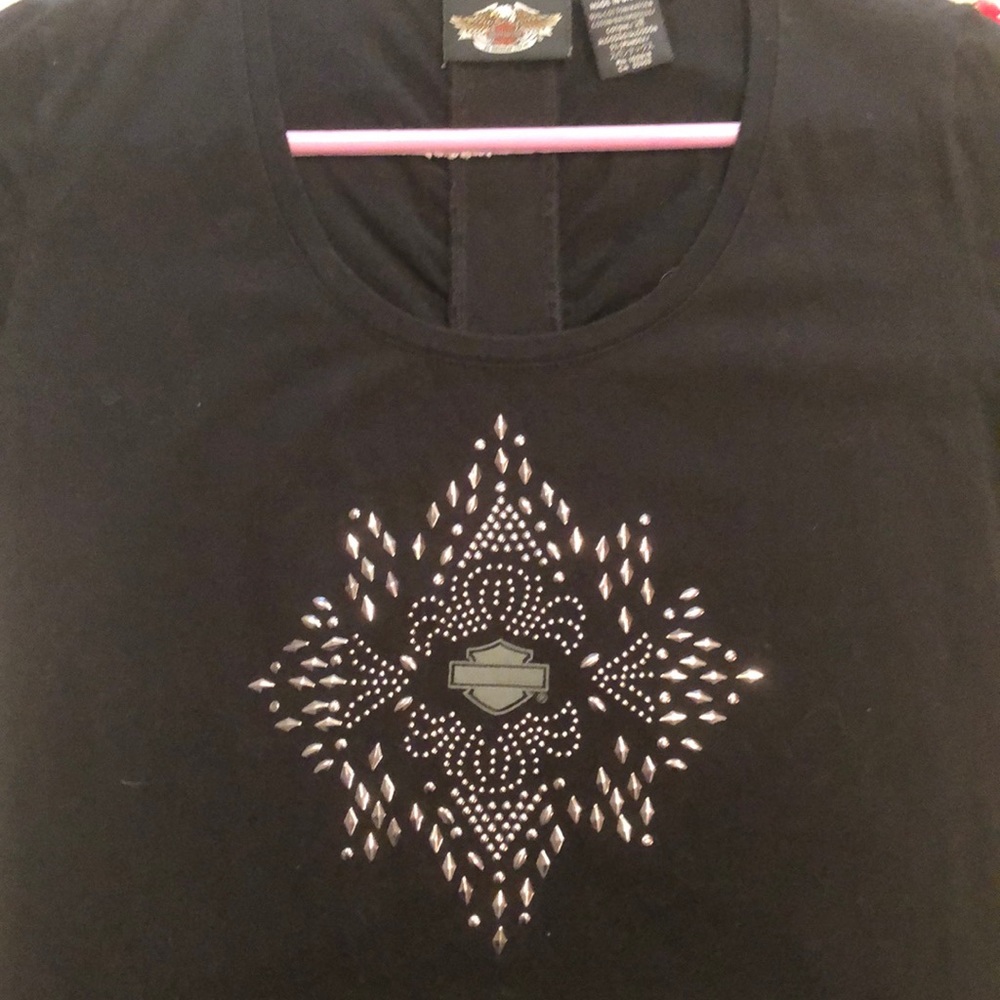 NWOT short sleeve HD black top.